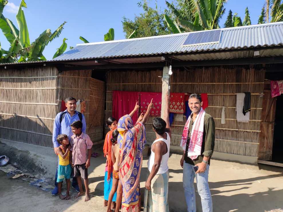 Sid Yadav (right), Cool Effect Director Of Project Research, seen here conducting a site visit on a remote off grid island in India.